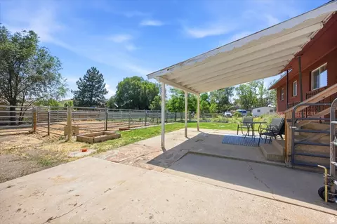 2093 E 6600 S, Uintah, UT 84405 photo 6