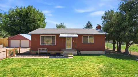 2093 E 6600 S, Uintah, UT 84405 photo 2