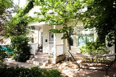 706 S 900 E, Salt Lake City, UT 84102