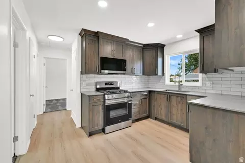 Entry Way - 321 E 4675 S, Ogden, UT 84405 photo 1 of 1
