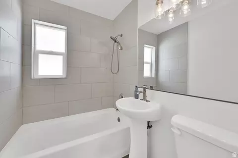 Bath - 321 E 4675 S, Ogden, UT 84405 photo 1 of 4