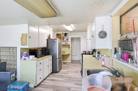 Kitchen - 5480 S 2000 W, Roy, UT 84067 photo 2 of 2