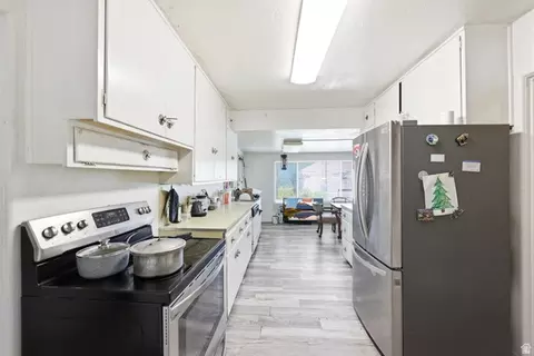 Kitchen - 5480 S 2000 W, Roy, UT 84067 photo 1 of 2