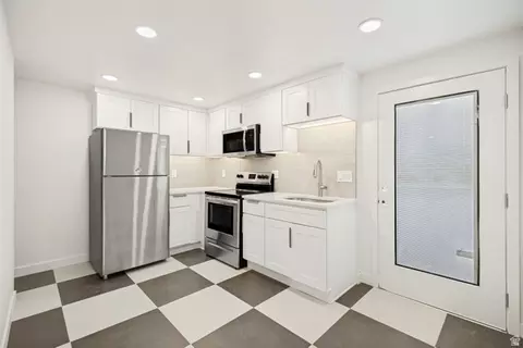 Kitchen - 1168 E Center St, Bountiful, UT 84010 photo 6 of 6