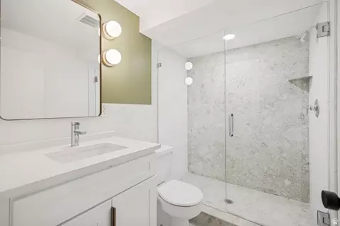 Bath - 1168 E Center St, Bountiful, UT 84010 photo 5 of 5