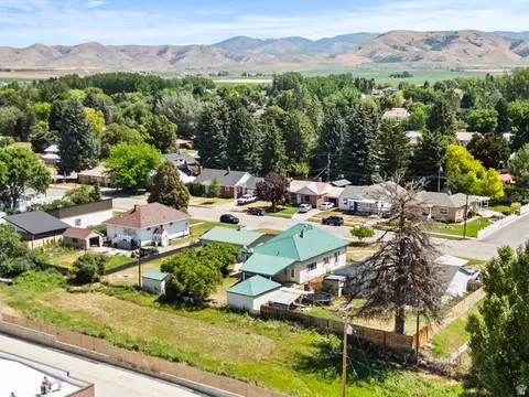 146 S 300 E, Preston, ID 83263 photo 32