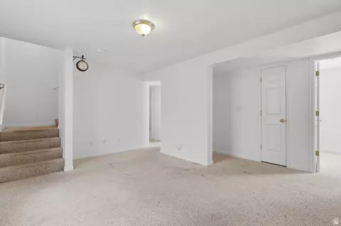 Living - 3918 E Parkers Pl, Eagle Mountain, UT 84005 photo 3 of 3