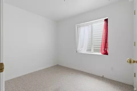Bedroom - 3918 E Parkers Pl, Eagle Mountain, UT 84005 photo 7 of 16