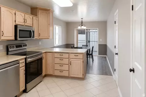 Kitchen - 28 N River Pointe Dr, Logan, UT 84321 photo 2 of 2