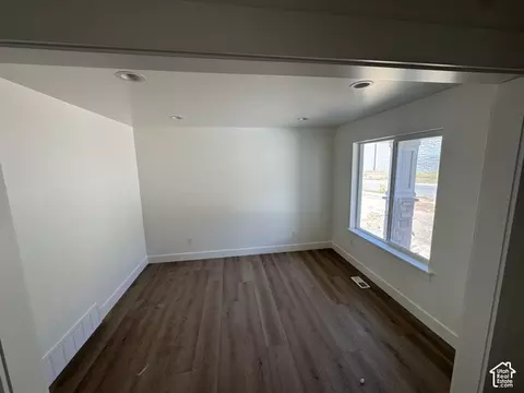 Living - 1029 N 2900 E, Layton, UT 84040 photo 1 of 4