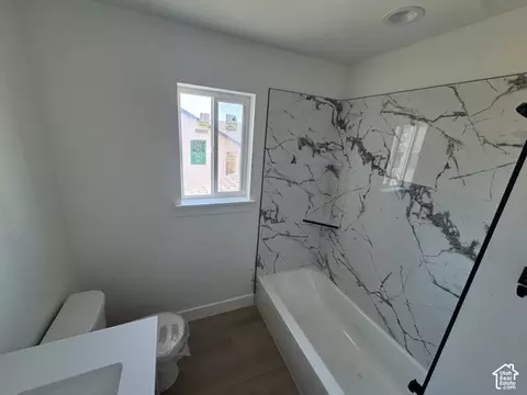Bath - 1029 N 2900 E, Layton, UT 84040 photo 1 of 4