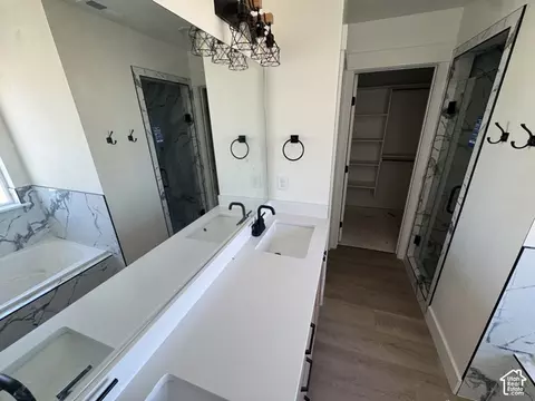 Bath - 1029 N 2900 E, Layton, UT 84040 photo 2 of 4