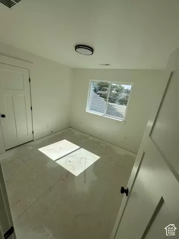 Bedroom - 1029 N 2900 E, Layton, UT 84040 photo 2 of 4