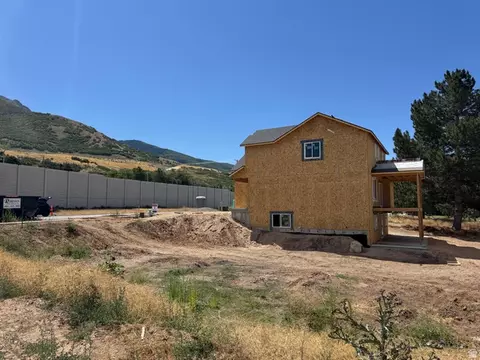 1029 N 2900 E, Layton, UT 84040 photo 3