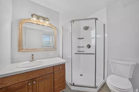 Bath - 861 Wasatch, Payson, UT 84651 photo 1 of 3