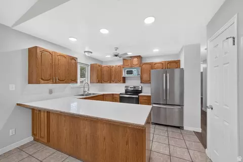 Kitchen - 861 Wasatch, Payson, UT 84651 photo 1 of 2