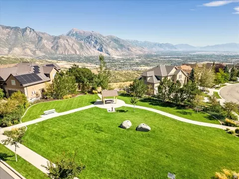 View/Area - 2187 Eagle Crest Dr, Draper, UT 84020 photo 5 of 5