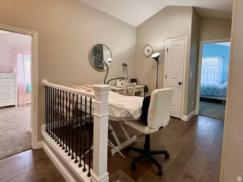 Entry Way - 2187 Eagle Crest Dr, Draper, UT 84020 photo 1 of 2