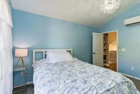 Bedroom - 2187 Eagle Crest Dr, Draper, UT 84020 photo 4 of 10