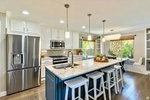 Kitchen - 2187 Eagle Crest Dr, Draper, UT 84020 photo 1 of 7