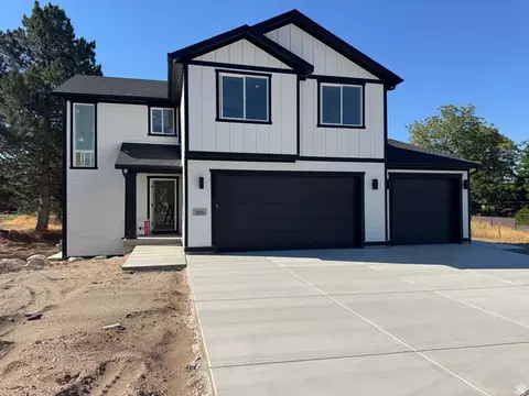 2858 E 1050 N, Layton, UT 84040