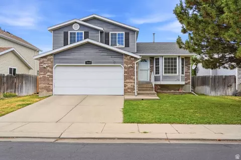 7952 S Palladium Dr, West Jordan, UT 84088