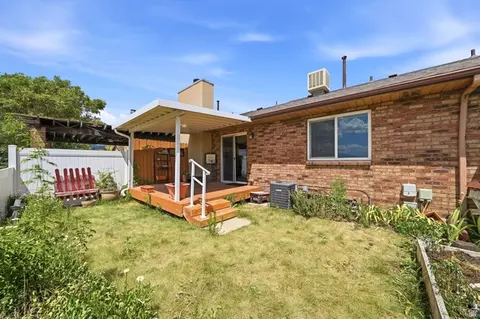 Exterior - 40 S 980 W, Orem, UT 84058 photo 2 of 4