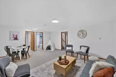 Living - 40 S 980 W, Orem, UT 84058 photo 4 of 4