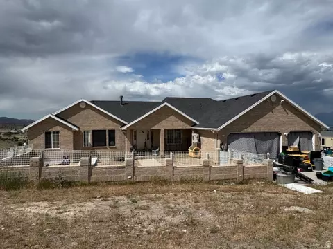 7586 W Mountain Top Rd, Herriman, UT 84096