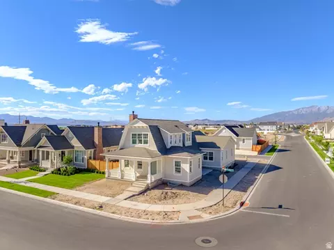 View/Area - 2 W Stillwater Apt 144 S, Vineyard, UT 84059 photo 3 of 4