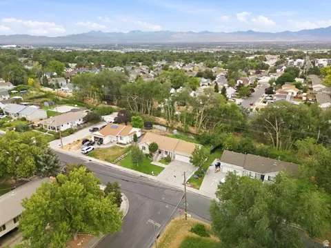 8416 S 300 E, Sandy, UT 84070 photo 30