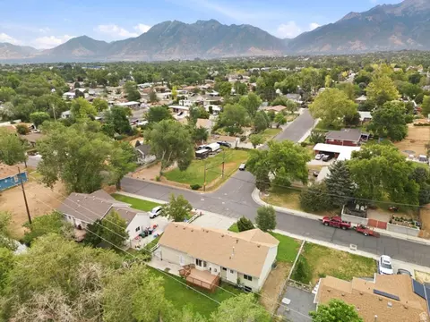 8416 S 300 E, Sandy, UT 84070 photo 34