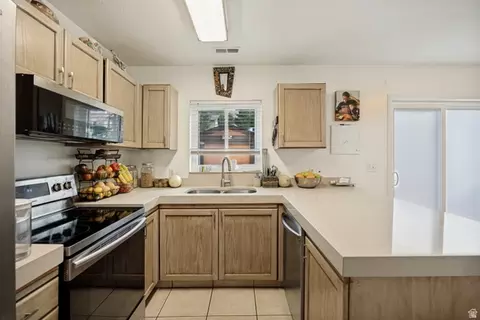 1682 E 1475 S, Ogden, UT 84404 photo 6