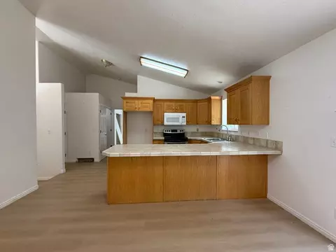 838 E Mountain Rd, Logan, UT 84321 photo 8