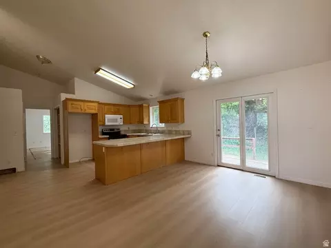 838 E Mountain Rd, Logan, UT 84321 photo 14