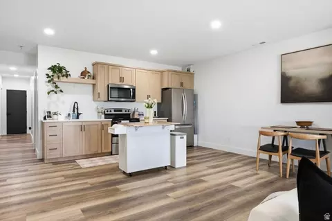Kitchen - 1138 E 200 N, Hyde Park, UT 84318 photo 6 of 6