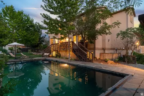 1675 E Prescott Dr, Sandy, UT 84092 photo 9