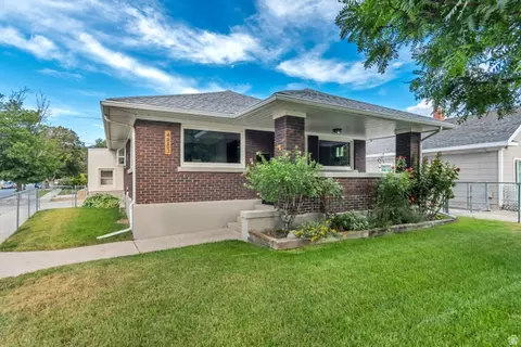 Exterior - 4883 S Center St, Murray, UT 84107 photo 1 of 2