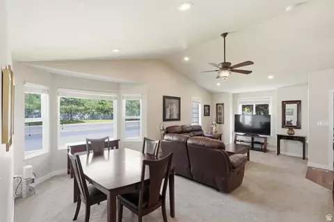 812 W 970 N, Orem, UT 84057 photo 4