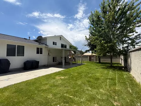 375 E 10560 S, Sandy, UT 84070 photo 2