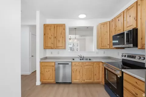793 N 150 E, Springville, UT 84663 photo 9