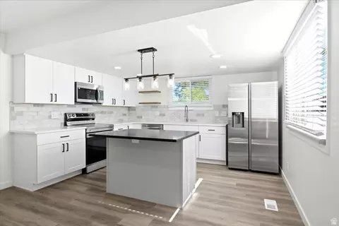 Kitchen - 1676 E 11245 S, Sandy, UT 84092 photo 3 of 4