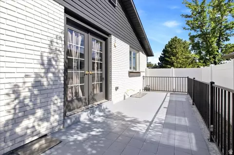 Exterior - 1676 E 11245 S, Sandy, UT 84092 photo 1 of 4