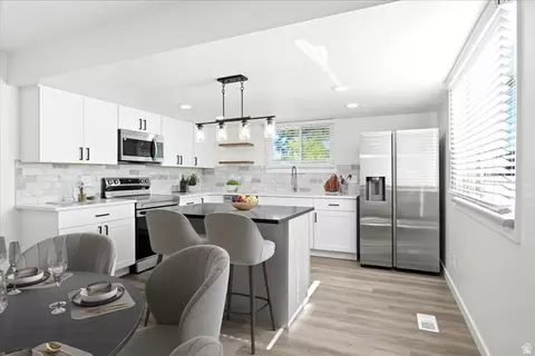 Kitchen - 1676 E 11245 S, Sandy, UT 84092 photo 2 of 4