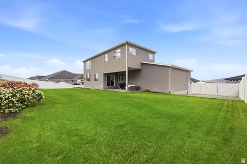 2323 E Patriot Dr, Eagle Mountain, UT 84005 photo 33