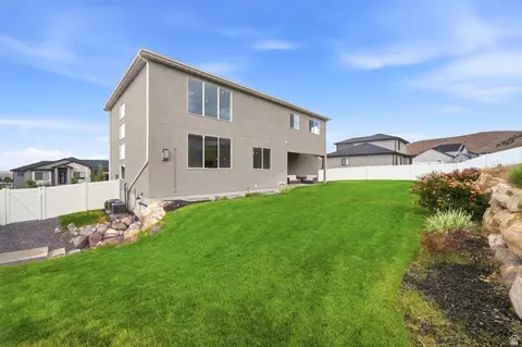 2323 E Patriot Dr, Eagle Mountain, UT 84005 photo 34