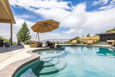 407 E Hidden Lake Dr, Bountiful, UT 84010 photo 16