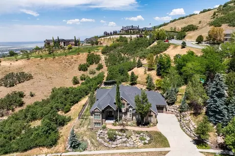 407 E Hidden Lake Dr, Bountiful, UT 84010 photo 19