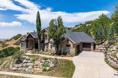 407 E Hidden Lake Dr, Bountiful, UT 84010 photo 28
