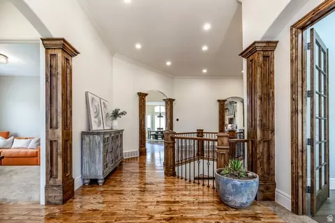 407 E Hidden Lake Dr, Bountiful, UT 84010 photo 3
